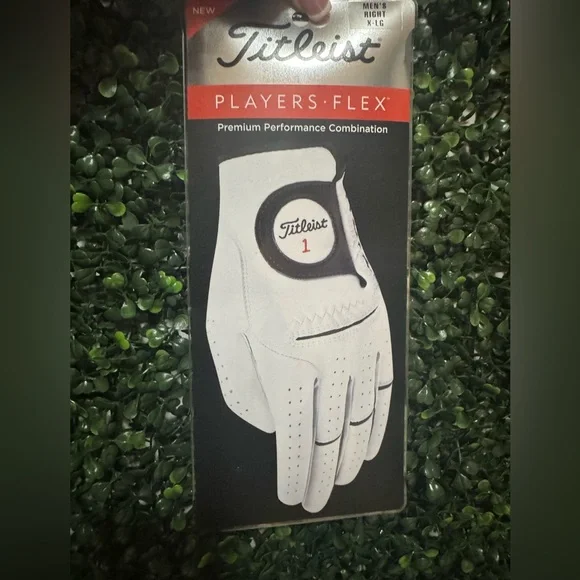 TITLEIST MEN'S PLAYERS FLEX RIGHT HAND LEATHER GOLF GLOVE - Picture 5 of 13